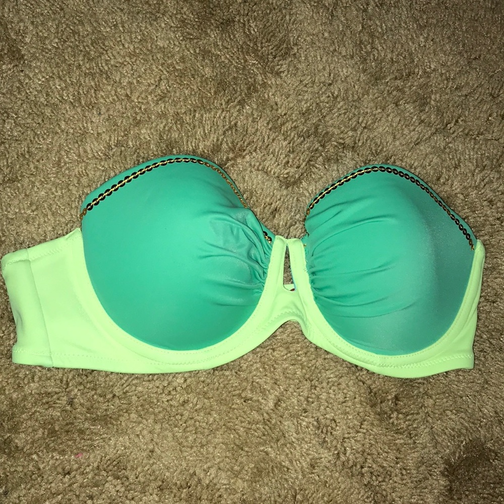 Bikini top